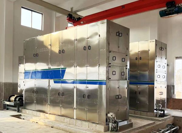 博宇環保-一體式污泥深度脫水機.jpg 博宇環保-一體式污泥深度脫水機.jpg